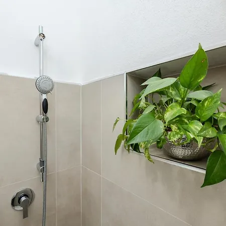 La Posta Stylish - Relaxation & Privacy In Apartment