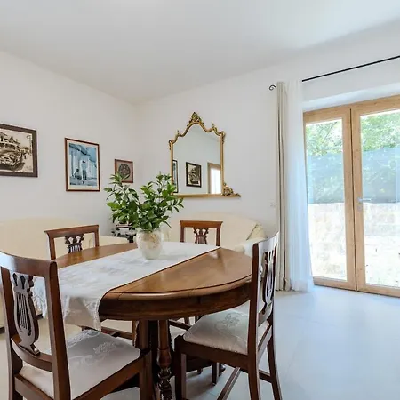 La Posta Stylish - Relaxation & Privacy In Apartment Telti